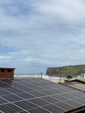 Ótimo apto 50m da areia 2Q 2 banheiros churrasqueira c vista mar 205